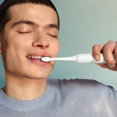  Bàn chải đánh răng điện Philips Sonicare 2100 HX4021/01 