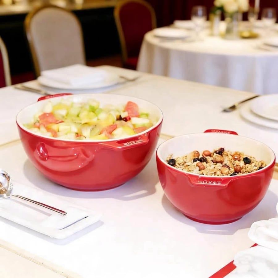 Bát tô Staub 18cm đựng salad bằng gốm sứ 18cm (màu đỏ anh đào)