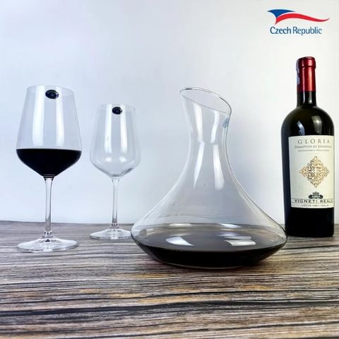 Bình thở rượu vang Bohemia 1500ml 31546