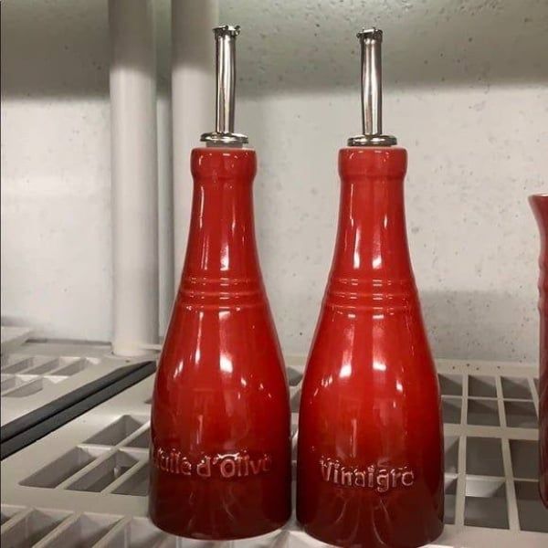 Bộ 2 chai gốm đựng dầu giấm Staub 250ml - Màu đỏ cherry