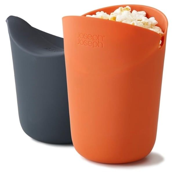 Bộ 2 ly silicone Joseph Joseph M-Cuisine làm bỏng ngô trong lò vi sóng