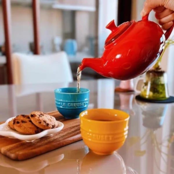 Bộ ấm chén cầu vồng Le Creuset 5 món