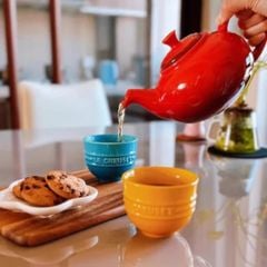  Bộ ấm chén cầu vồng Le Creuset 5 món 