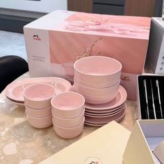 Bộ bát đĩa Staub 16 món - Màu Hồng 