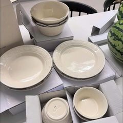  Bộ bát đĩa Staub Margaret 10 món họa tiết hoa Daisy dập nổi 