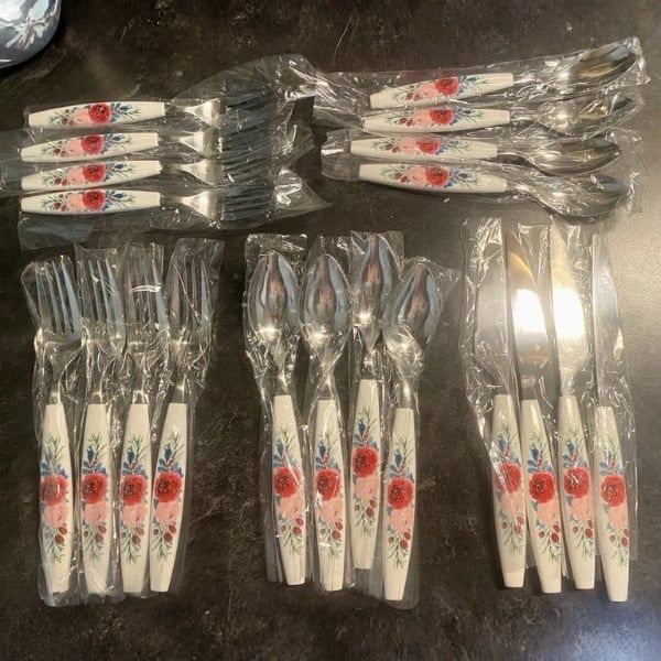 Bộ dao dĩa 20 món The Pioneer Woman Wishful Winter