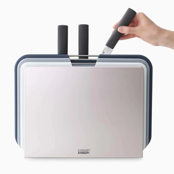 Bộ thớt kèm dao Joseph Joseph 60194 - 3 thớt, 3 dao