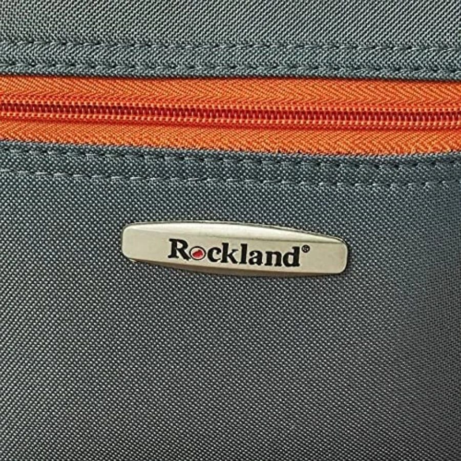 Bộ vali kéo Rockland Fashion Softside Upright 2 món