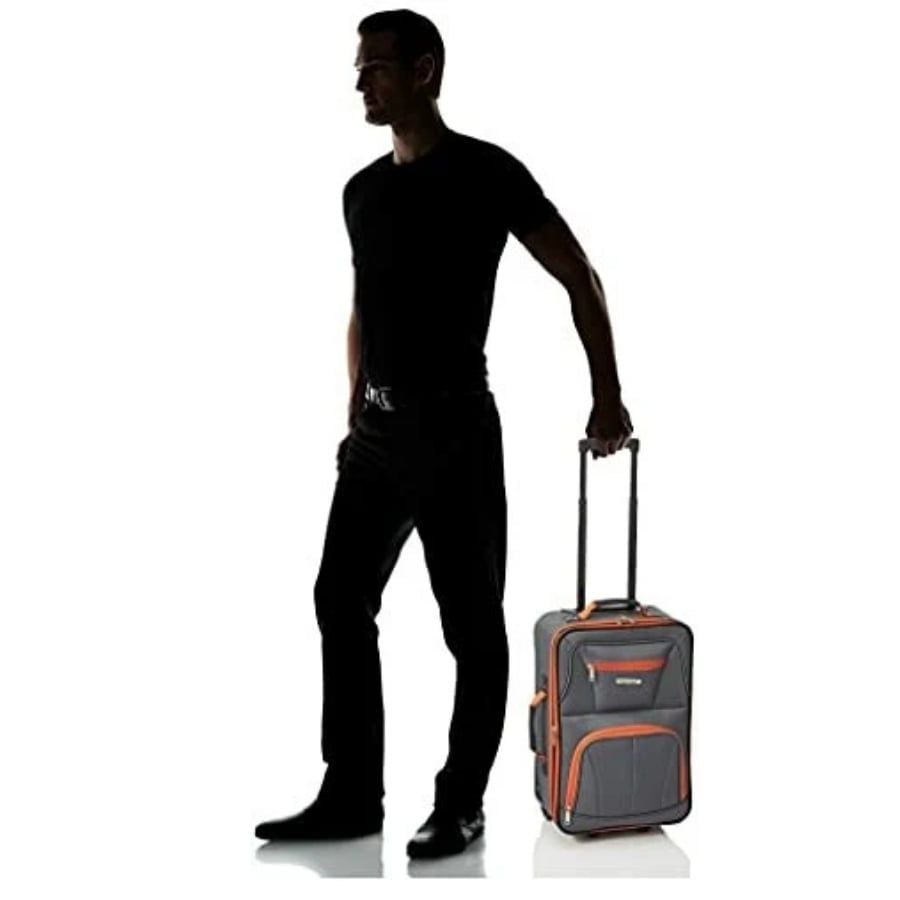 Bộ vali kéo Rockland Fashion Softside Upright 2 món