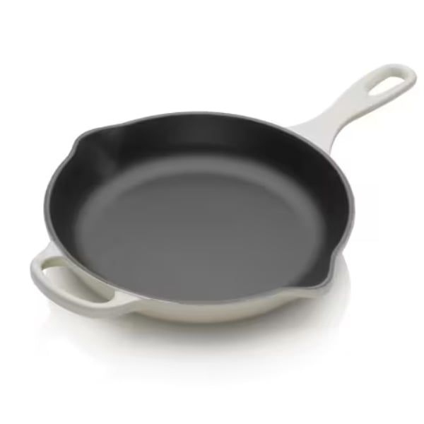 Chảo gang Le Creuset Meringue có miệng rót 20cm - Màu Kem