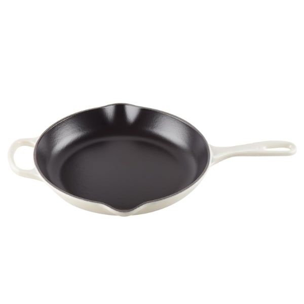 Chảo gang Le Creuset Meringue có miệng rót 20cm - Màu Kem