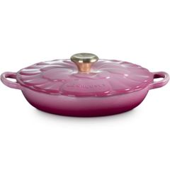  Chảo gang Le Creuset Petal Braiser có nắp 26cm 2.2L - Hồng Berry 