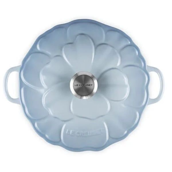 Chảo gang Le Creuset Petal Braiser có nắp 26cm 2.2L - Màu xanh