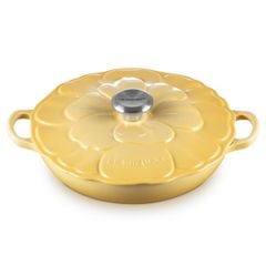  Chảo gang Le Creuset Petal Braiser có nắp 26cm màu vàng 2.2L - 21964026007041 