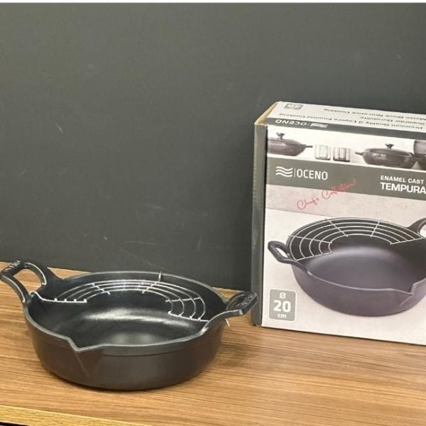 Chảo gang Oceno Tempura mỏ chim kèm giá gác - Size 20/24cm