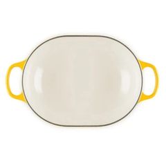  Chảo gang oval Le Creuset Oblong 31cm 3.4L - Màu Vàng Mù Tạt 