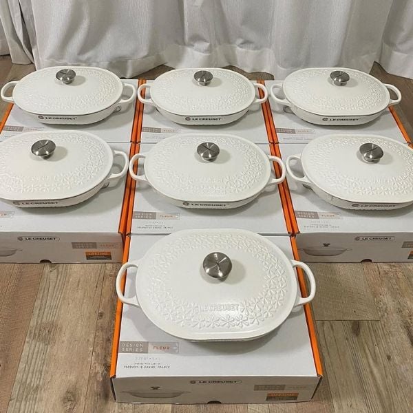 Chảo gang oval Le Creuset Oblong 31cm có nắp màu hồng - 21996 31 50 14