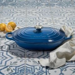 Chảo gang oval Le Creuset Oblong 31cm 3.4L - Màu Xanh cổ vịt 