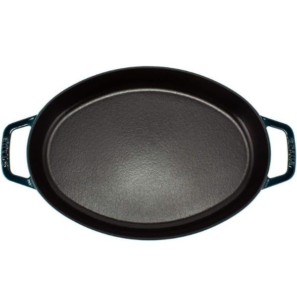 Chảo gang oval Staub nắp cá 32cm - Màu xanh Lamer