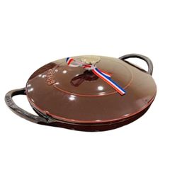  Chảo gang Staub Guss Wok 24cm - Màu Đỏ Mận 