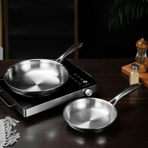 Chảo inox cán dài Oyatton 16cm/ 20cm inox 304 đúc nguyên khối