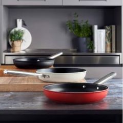  Chảo rán Smeg CKFF3001RDM 30cm - Màu Đỏ 