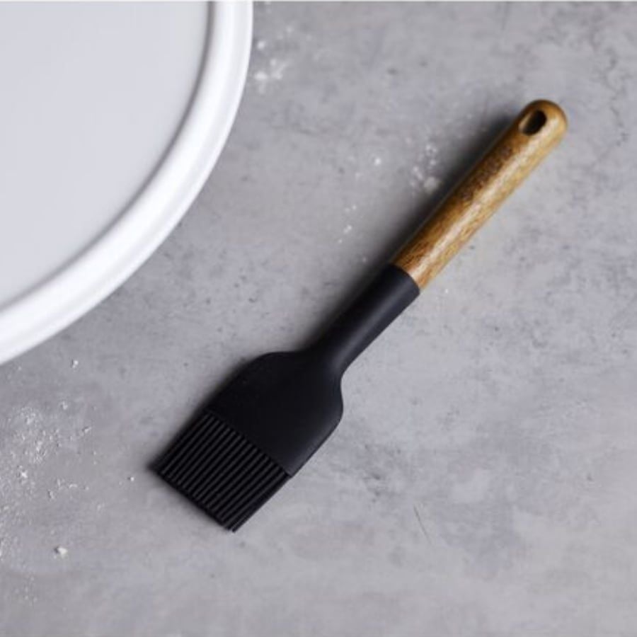 Chổi quét dầu Staub 22cm
