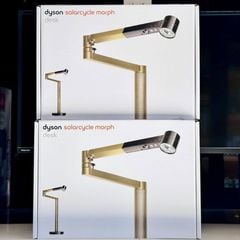  Đèn bàn Dyson Solarcycle Morph 