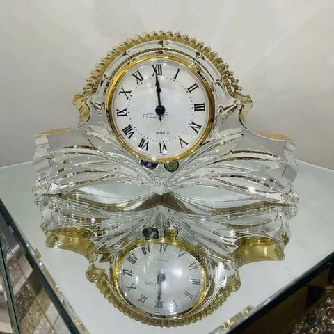 Đồng hồ pha lê để bàn Bohemia 27cm mạ vàng