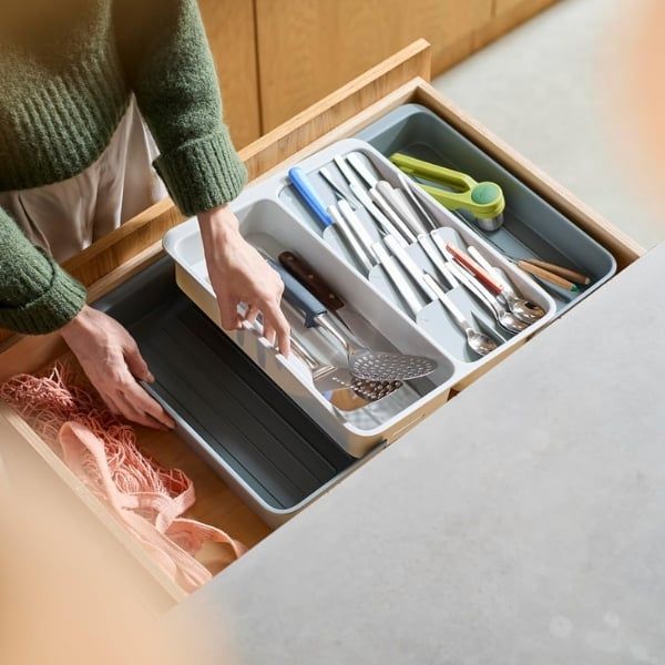 Khay đựng dụng cụ nhà bếp nới rộng Joseph Joseph 8500016