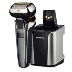  Máy cạo râu Panasonic ES-LV9Q có đế sạc 