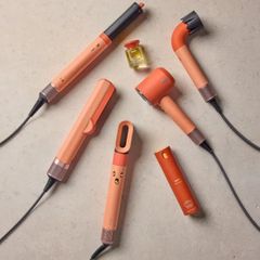  Máy duỗi tóc Dyson Airstrait HT01 Ceramic Apricot 1600W - Model 2026 