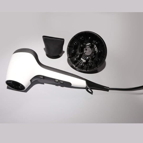Máy sấy tóc Remington Air3D D7779