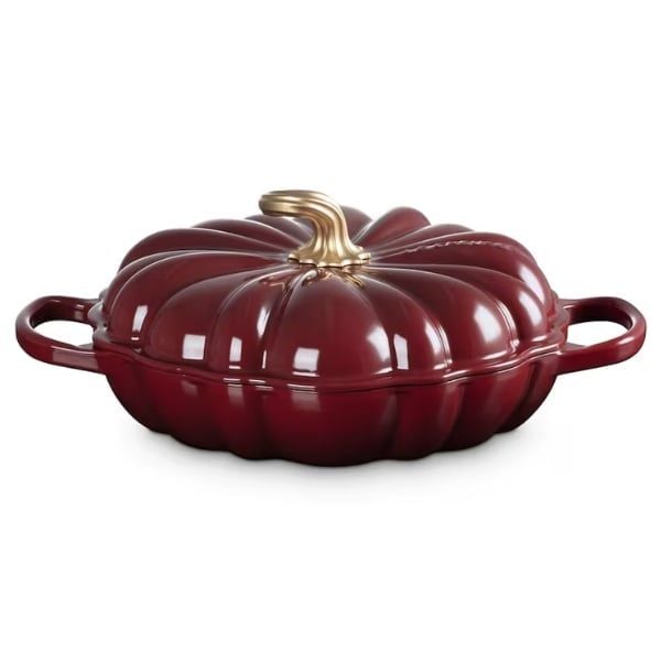 Nồi chảo bí ngô Le Creuset Rhone 28cm 2.5L - Màu đỏ mận