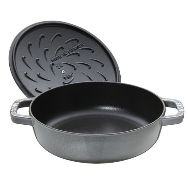 Nồi chảo gang Staub Chistera 24cm 2.4L - Màu Ghi