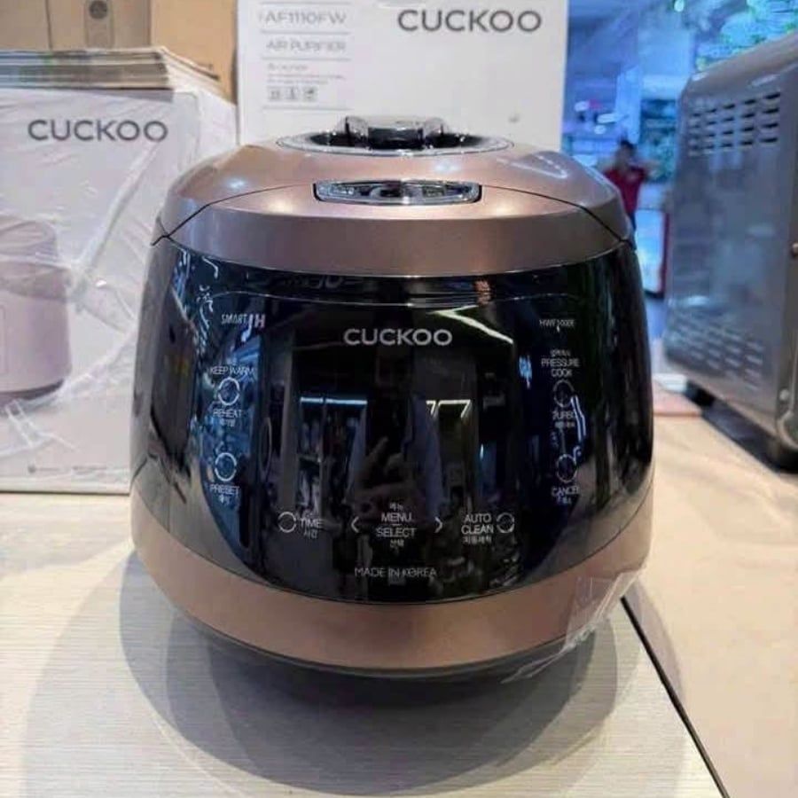 Nồi cơm điện cao tần Cuckoo CRP HWF1000F 1.8L