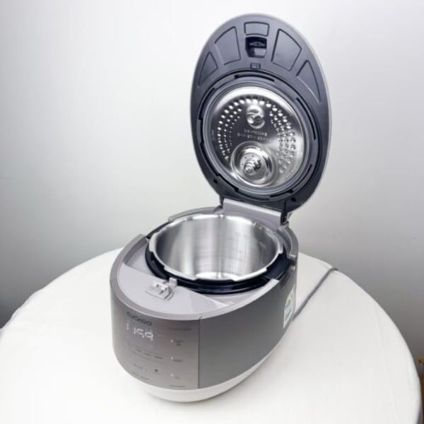 Nồi cơm điện cao tần Cuckoo KHTS1060FWM 1.8L - Áp suất kép