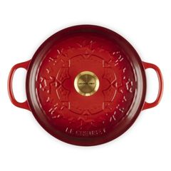  Nồi gang Le Creuset 22cm 3.3L nắp bát mã 