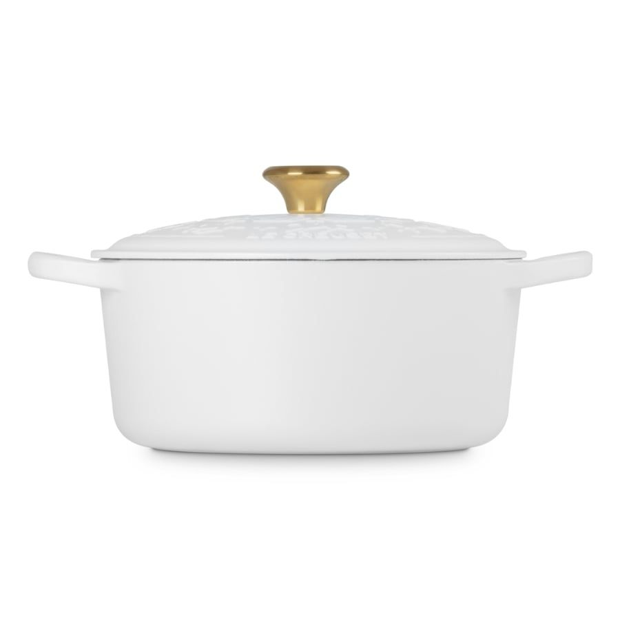 Nồi gang Le Creuset 22cm 3.3L nắp bát mã