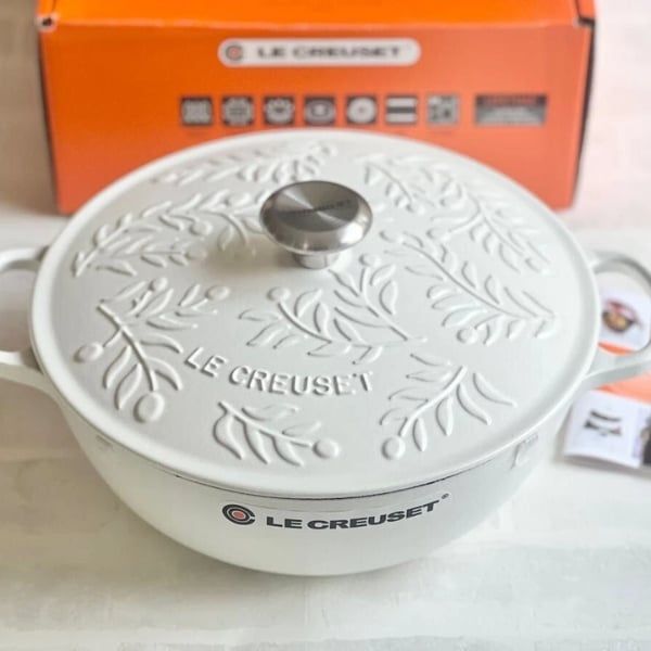 Nồi gang Le Creuset Marmite Olive Cành oliu 28cm 4.9L - Màu Trắng