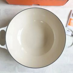  Nồi gang Le Creuset Marmite Olive Cành oliu 28cm 4.9L - Màu Trắng 