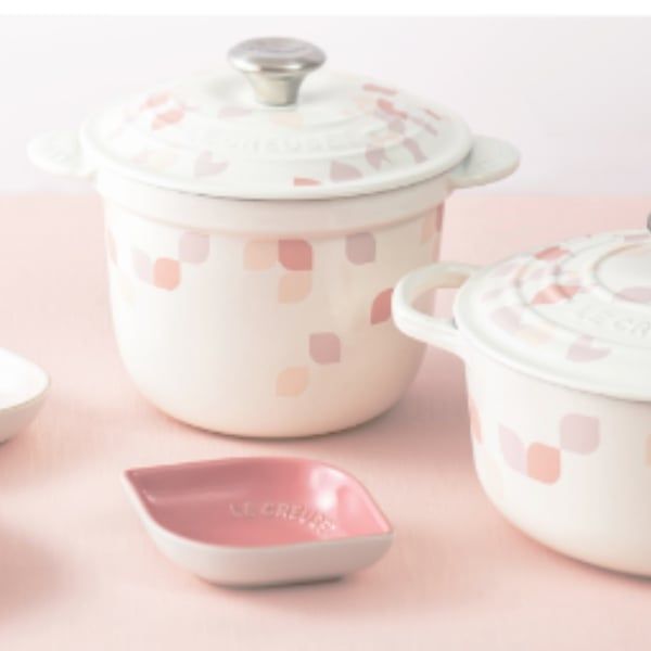 Nồi gang Le Creuset Rice Pot Petal 18cm 2L - 21110 18 84 10460
