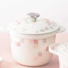  Nồi gang Le Creuset Rice Pot Petal 18cm 2L - 21110 18 84 10460 
