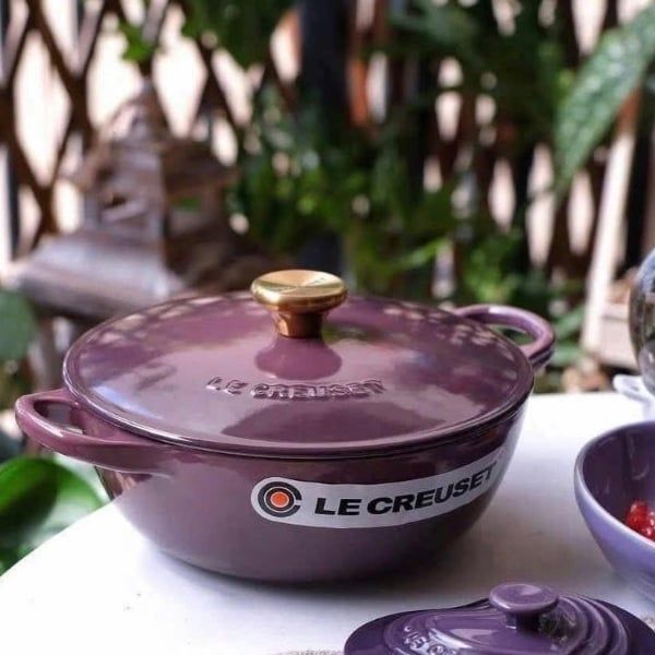 Nồi gang sâu lòng Le Creuset La Marmite Fig 22cm 2.6L - Màu Tím