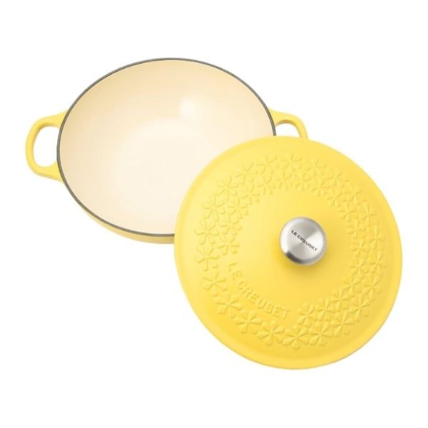 Nồi gang sâu lòng Le Creuset Mimosa 22cm 1.8L - Hoa Mai Vàng