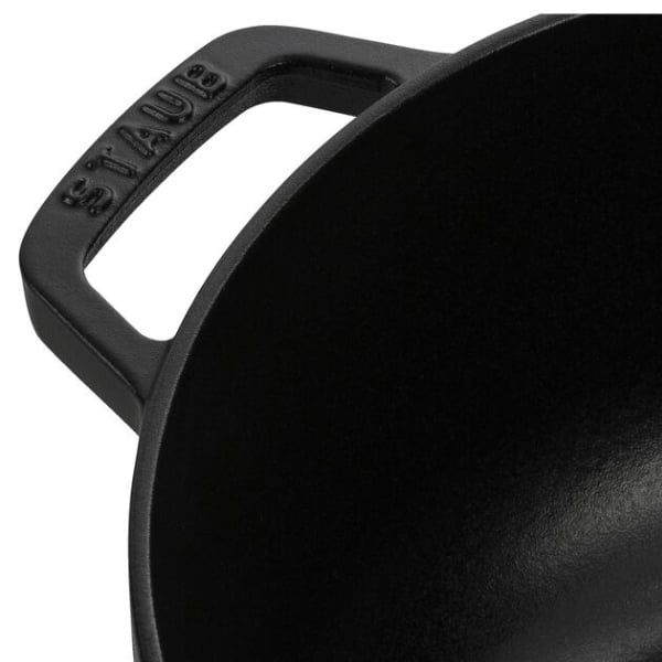 Nồi gang Staub 26cm có nắp hình rắn (Ất Tỵ) - Màu Đen