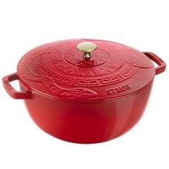  Nồi gang Staub 26cm có nắp hình rắn (Ất Tỵ) - Đỏ nhung 