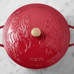  Nồi gang Staub 26cm 5L họa tiết song mã 