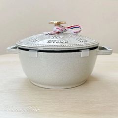  Nồi gang Staub Margaret bông lúa 16cm 1.1L màu ghi xám - 1125816107 