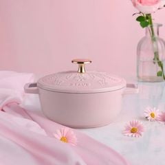  Nồi gang Staub Margaret bông lúa 16cm 1.1L màu hồng sorbet 